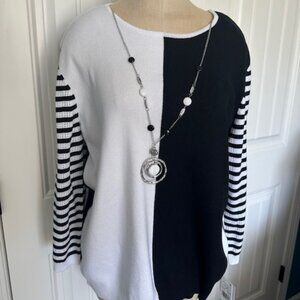 NWT Women's Alfred Dunner sweater size L